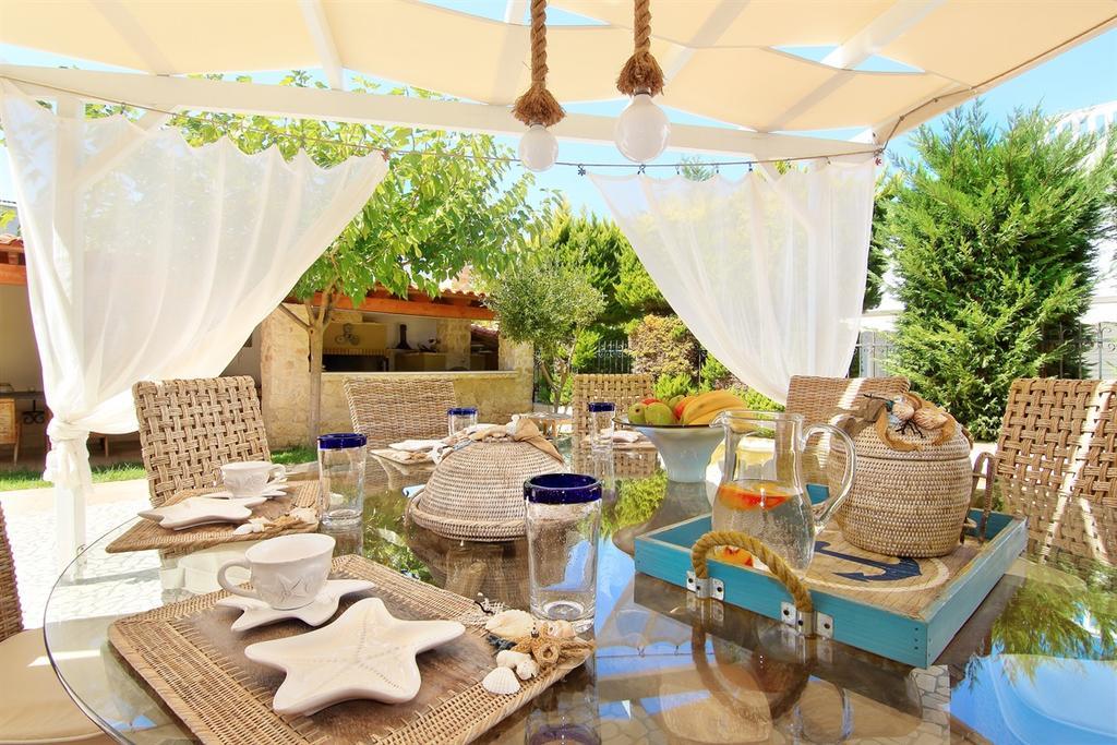 Luxury Villa Sea Melody Palaia Fokaia Exterior photo
